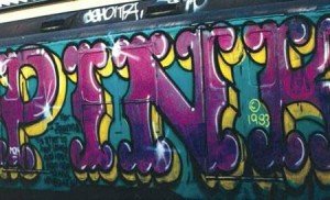 mujeres-graffiteras-noticias-totenart-pink
