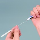 Material Bellas Artes - Pintura - Tombow MONO ZERO Borrador de precisión, punta rectangular 2,5 x 5 mm. Cuerpo blaco/azul/negro 