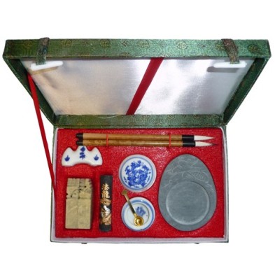 Estuche escritura china 9 piezas.