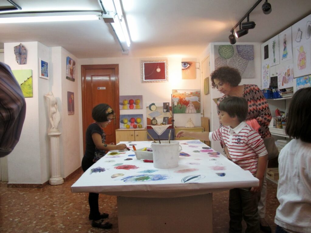 Estudio de Pintura i Ceramica Paqui Fuster