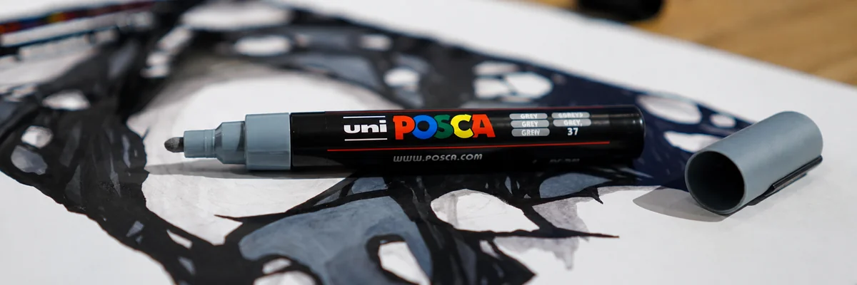 Full POSCA marker range: nine tip types, from the PC-1M at 0.7 mm to the MOP'R at 22 mm