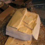 Inicia escultura caja con dinero Randall Rosenthal - Noticias totenart