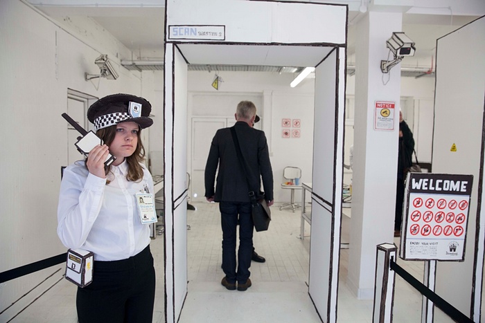 banksy-dismaland-noticias-totenart-control