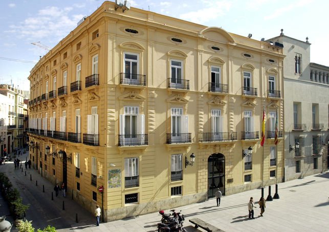 05-batlia-scala-palacios-gratuitos-totenart-valencia