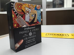 totenart-pasteles-al-oleo-iridiscentes