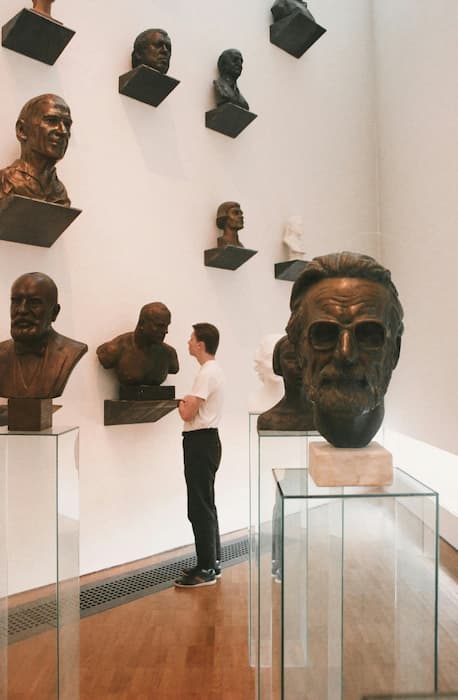 dia-museos-escultura