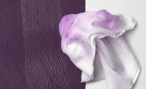 como-retirar-el-barniz-retoque